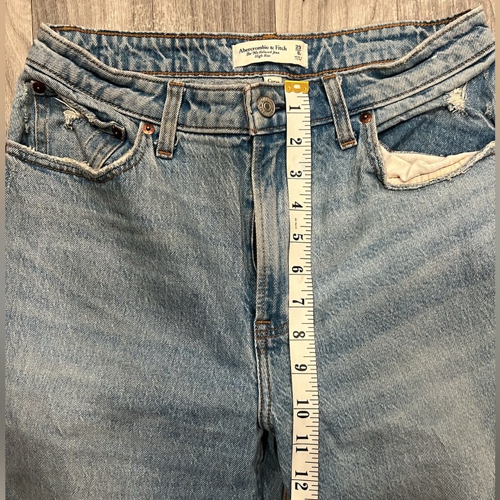 SIZE 29 / 8 ABERCROMBIE & FITCH THE 90’s RELAXED JEAN HIGH RISE - Picture 6 of 7